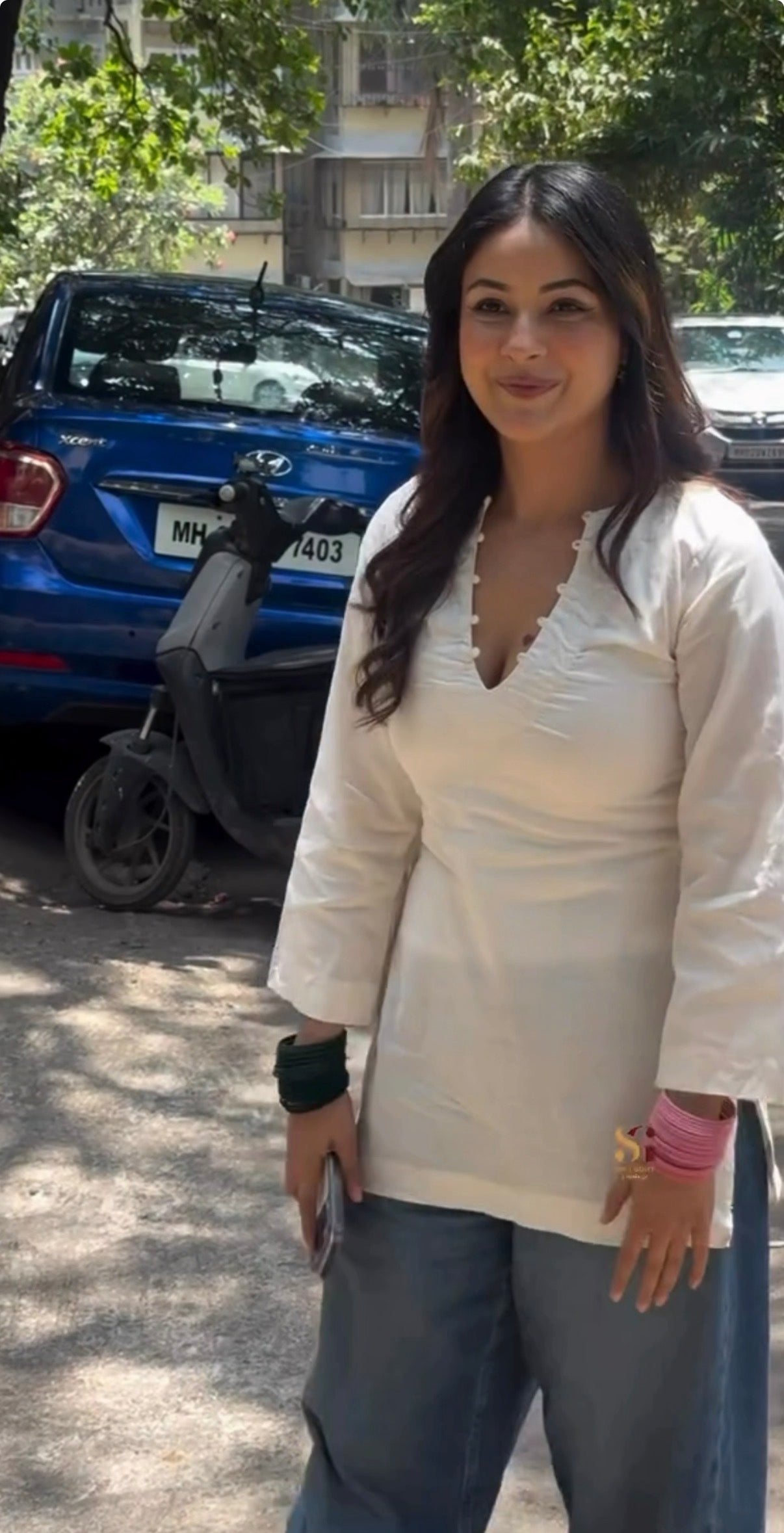 Shehnaz white kurti