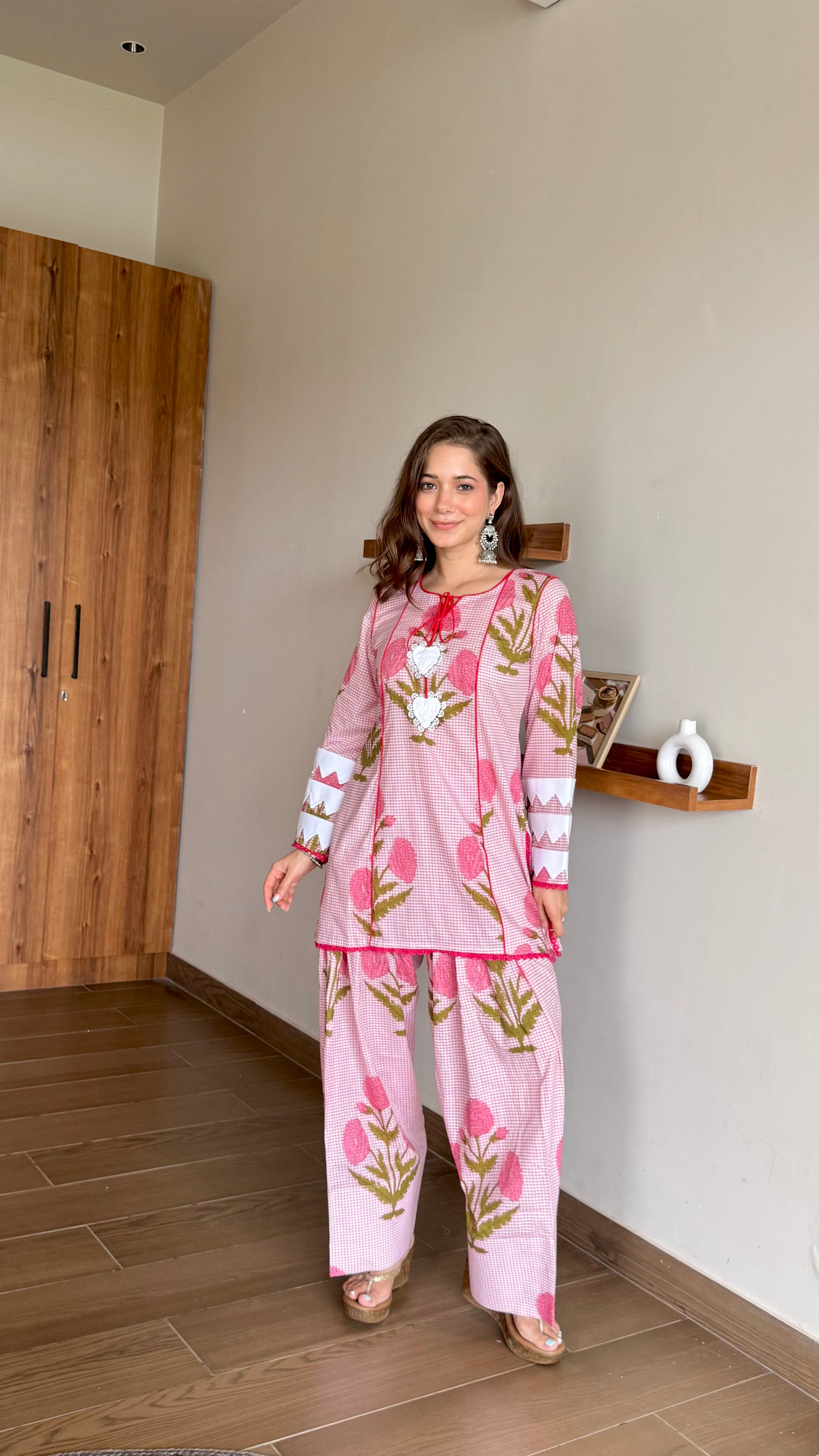Rosy Farshi Set