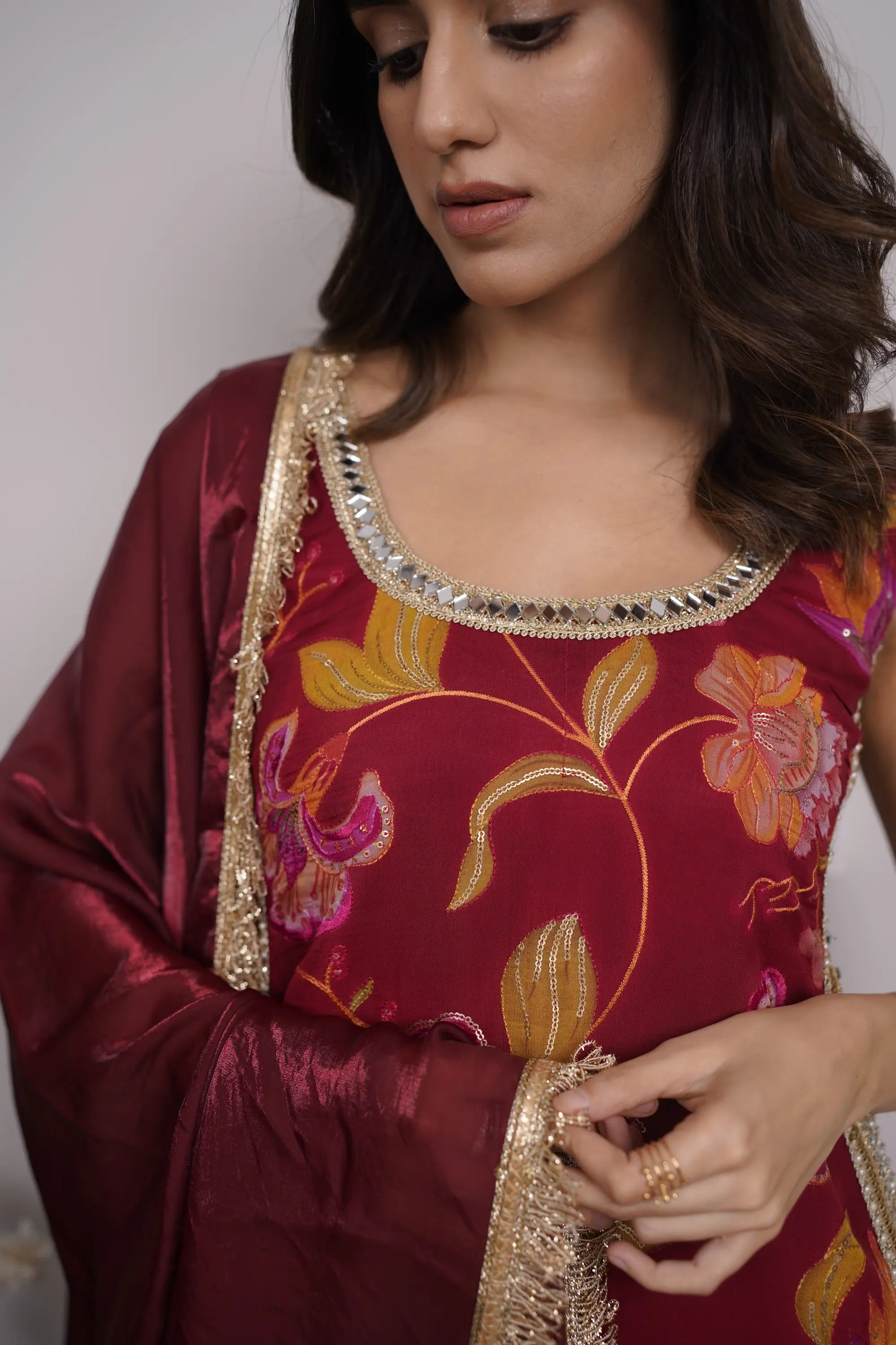 Zariya Maroon Embroidered Suit