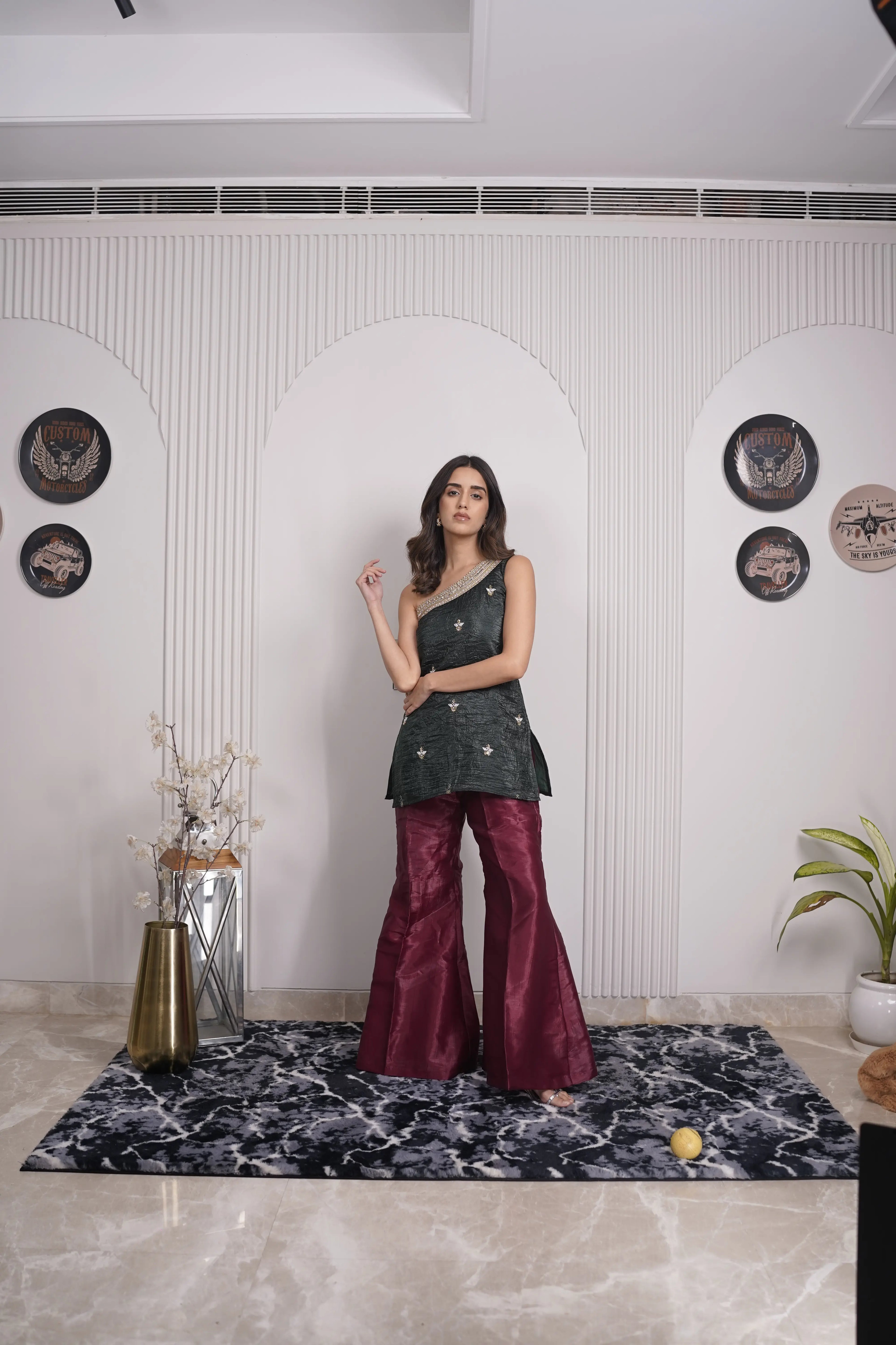 Aqsa Gold Crush One-Shoulder co-set