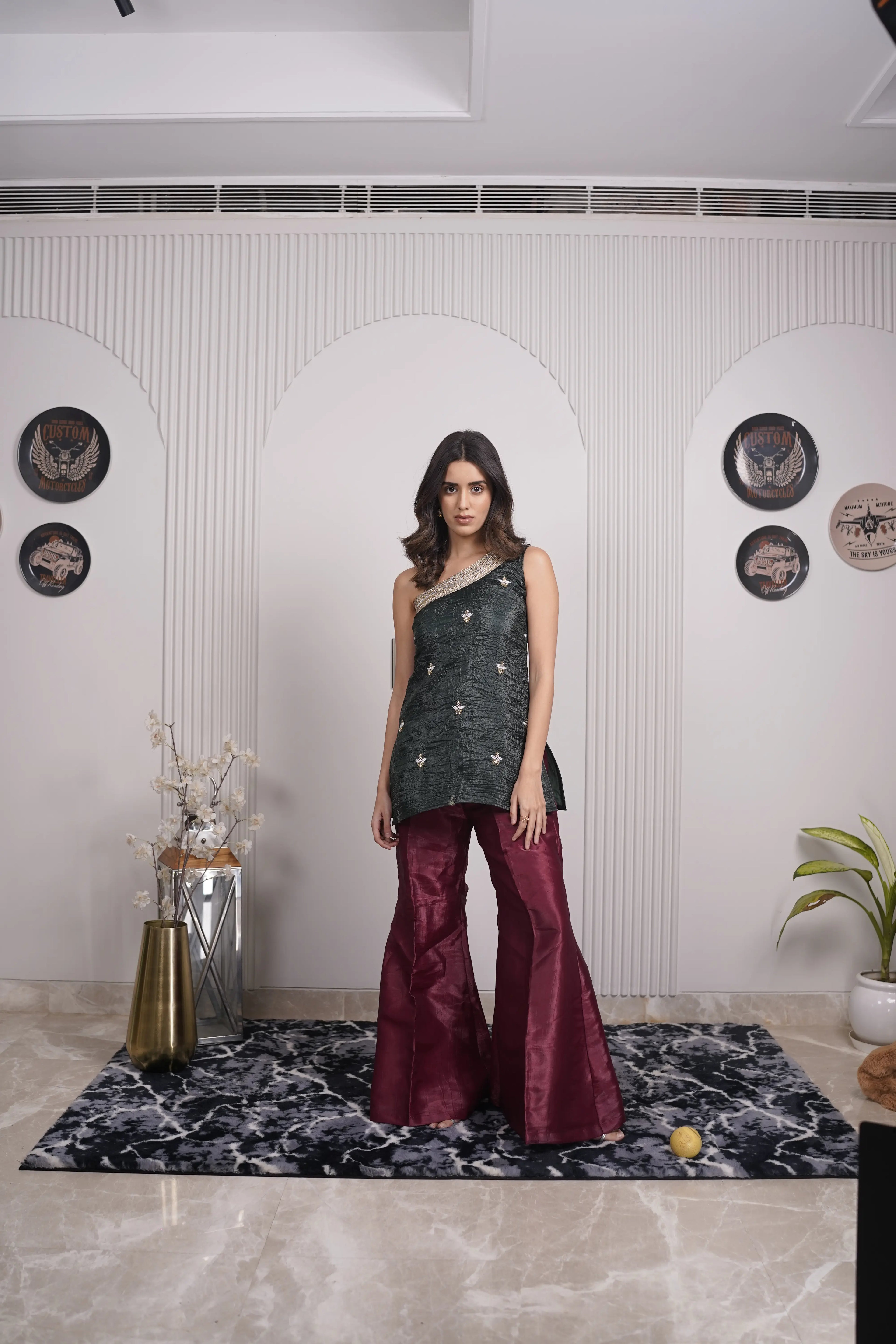 Aqsa Gold Crush One-Shoulder co-set