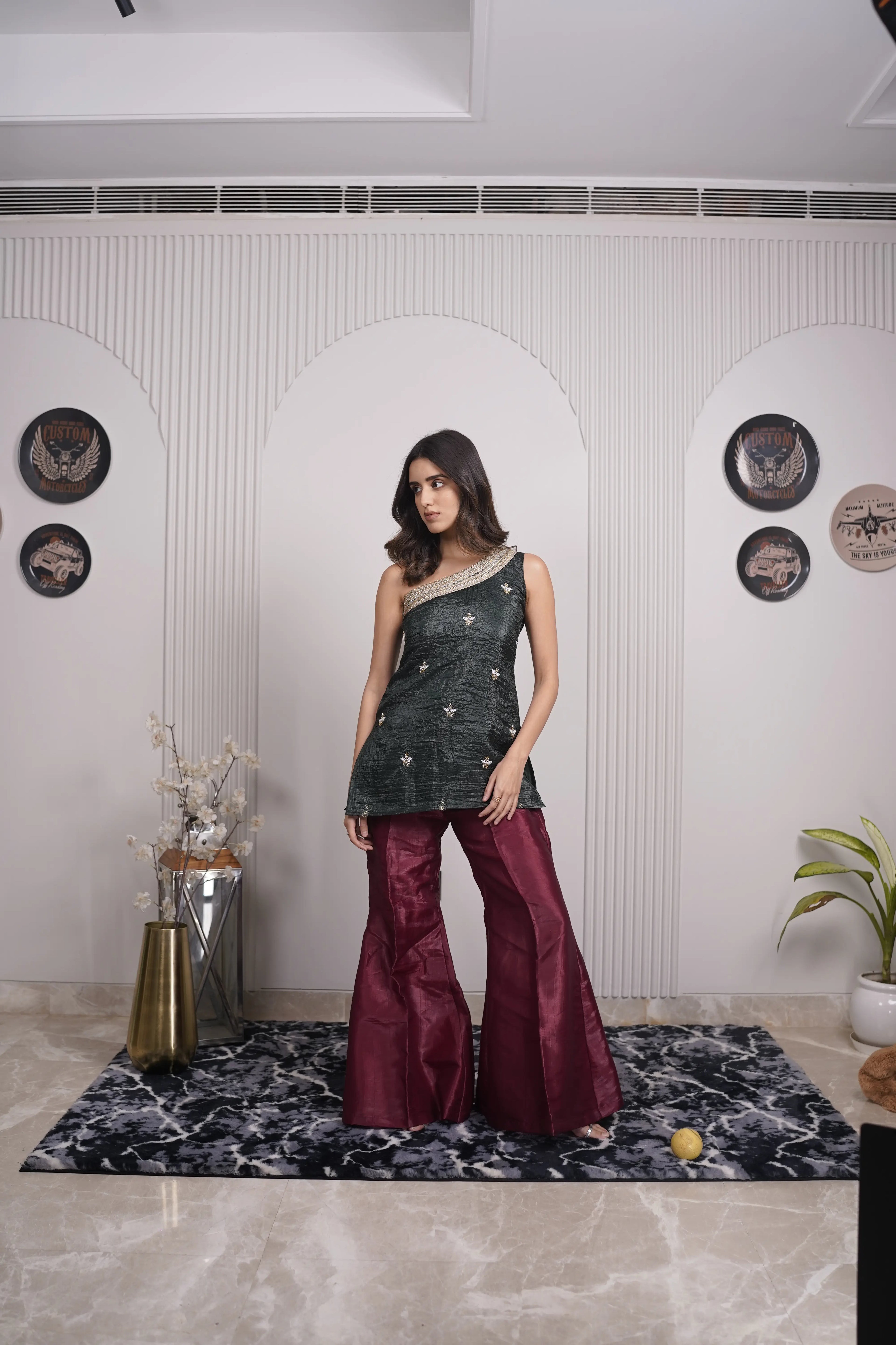 Aqsa Gold Crush One-Shoulder co-set