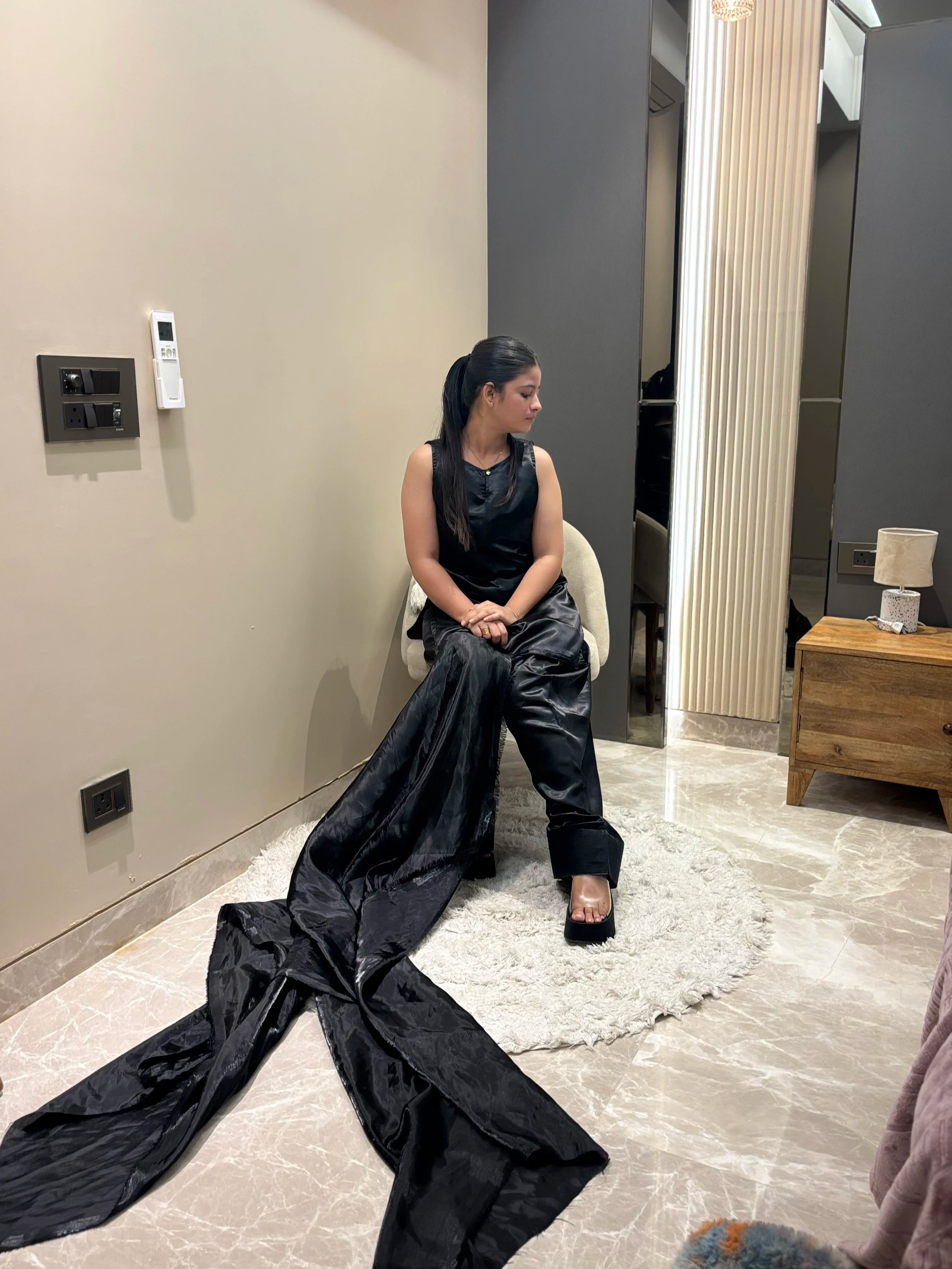 Noir Black Silk Farshi Set