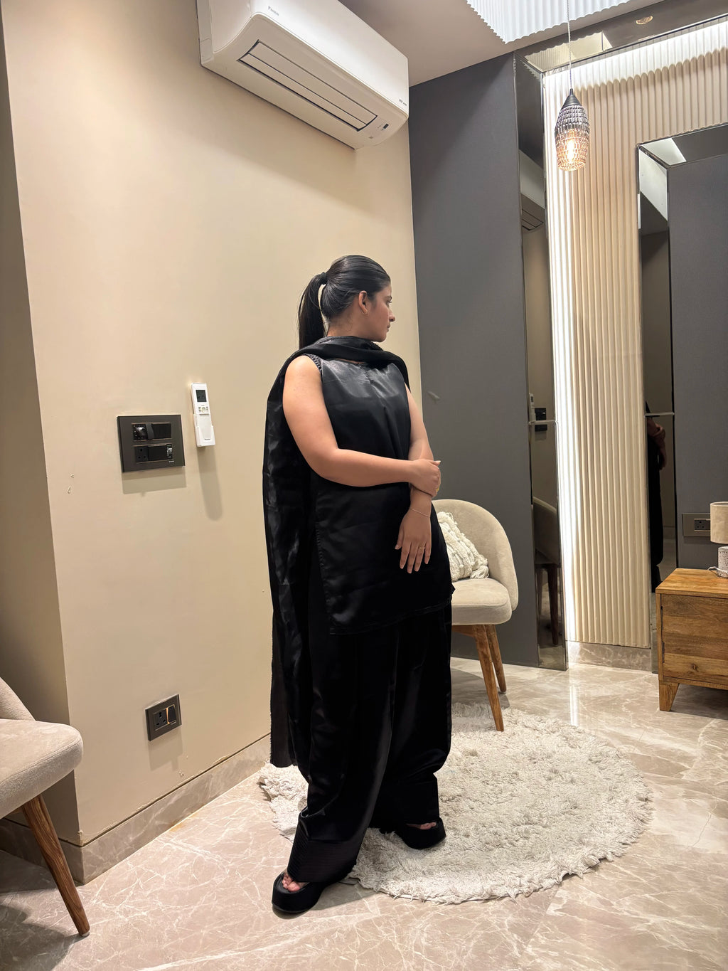 Noir Black Silk Farshi Set