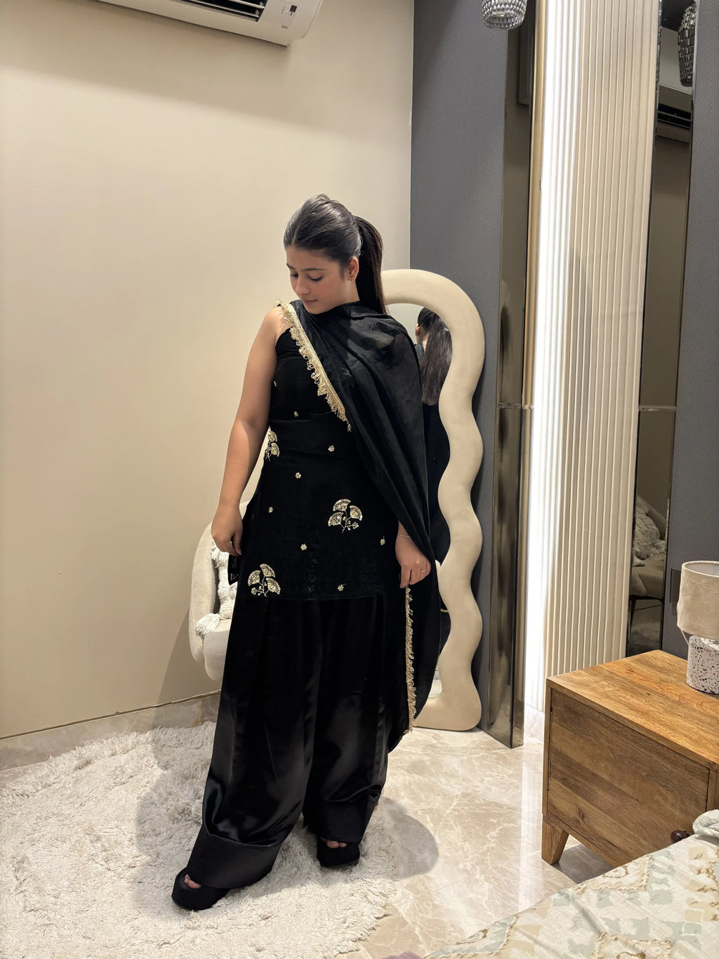 Zara Black Embroidered Farshi Set