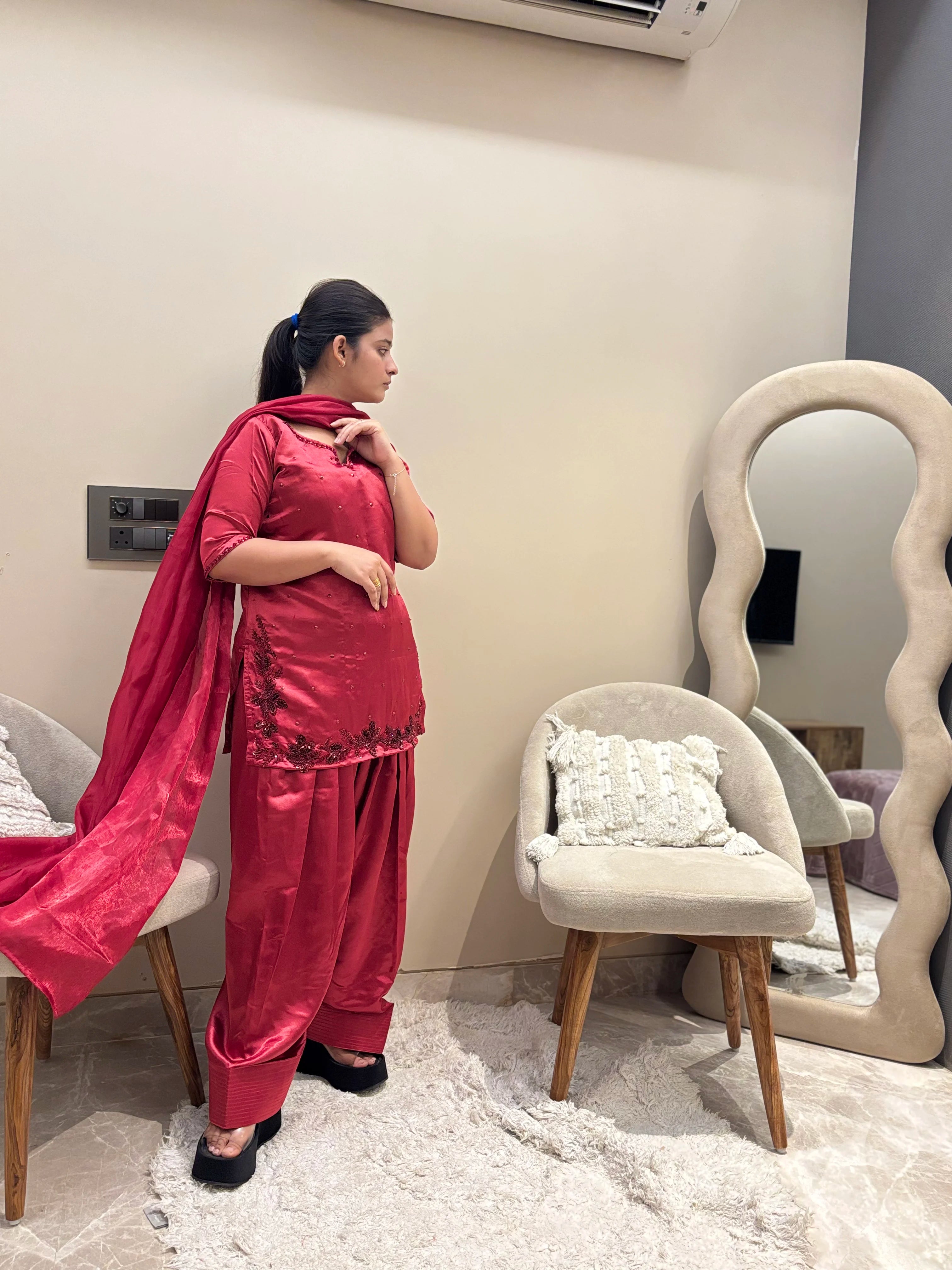 Saher Red Silk Farshi Set