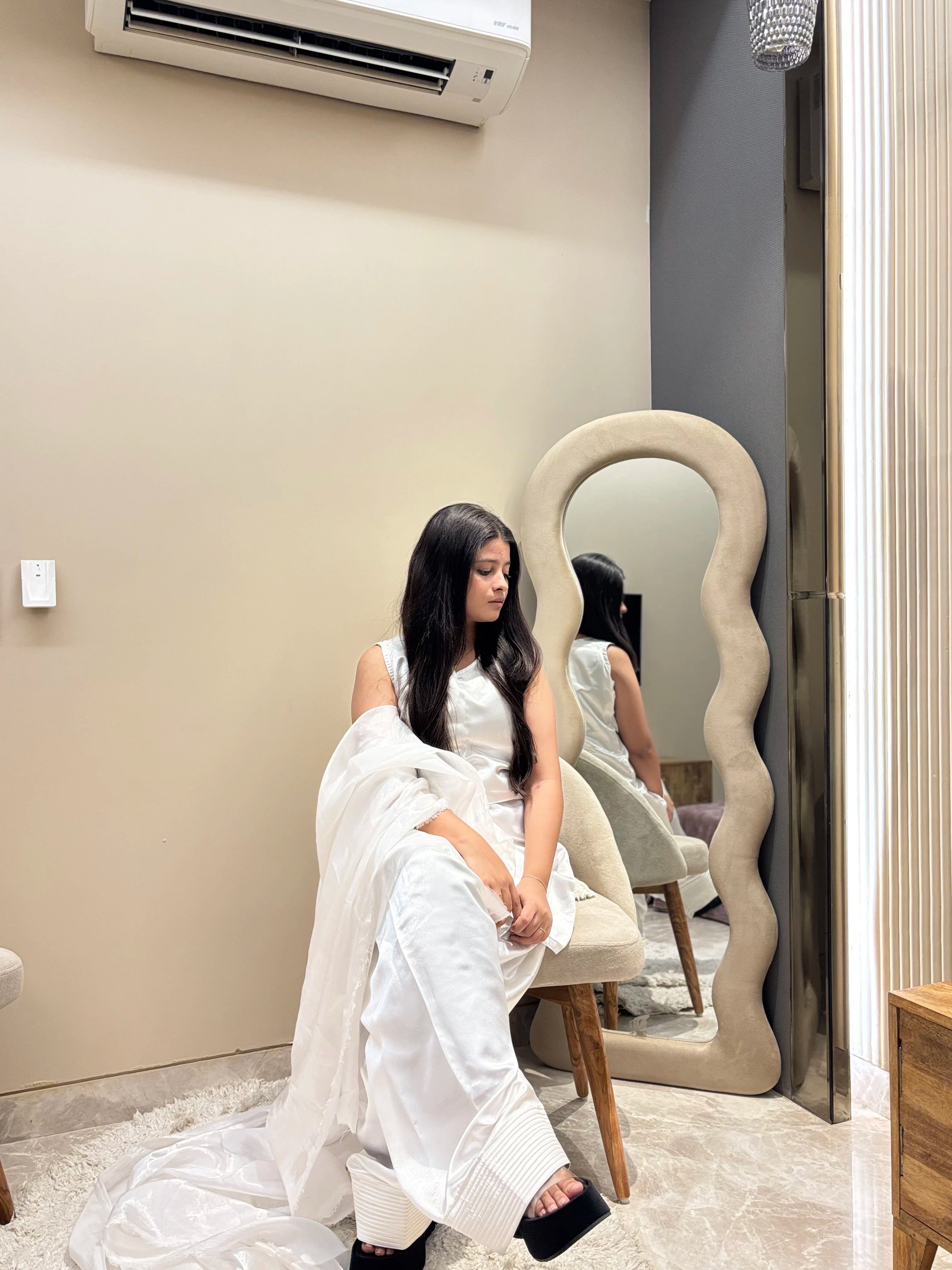 Noor White Silk Farshi Set