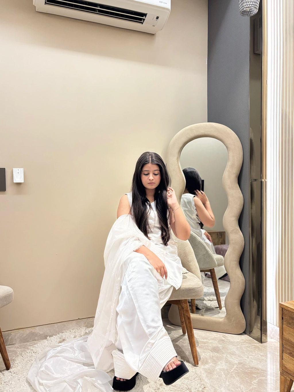 Noor White Silk Farshi Set